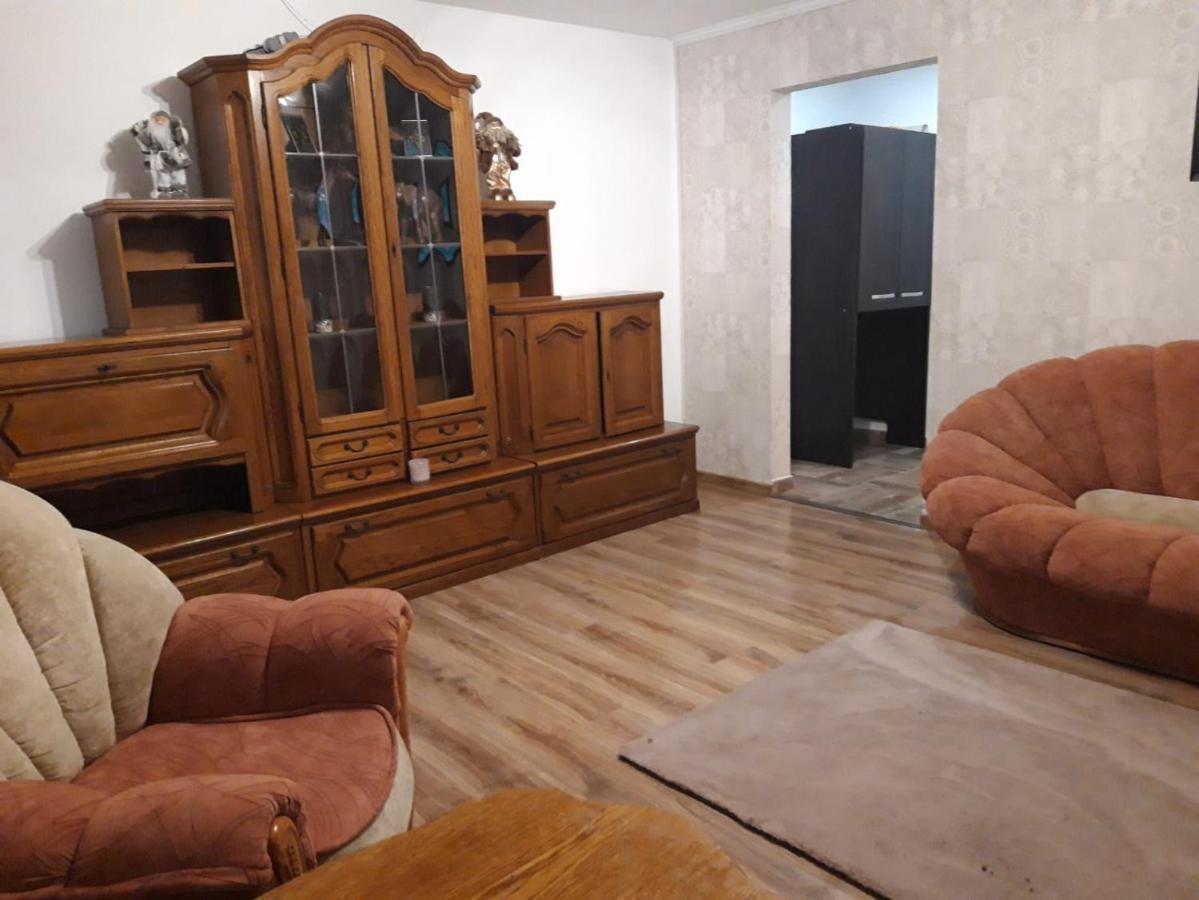 Sweet Home Buzau Luaran gambar